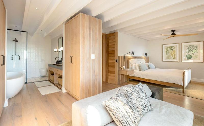 4 Bedroom Property for Sale in Llandudno Western Cape